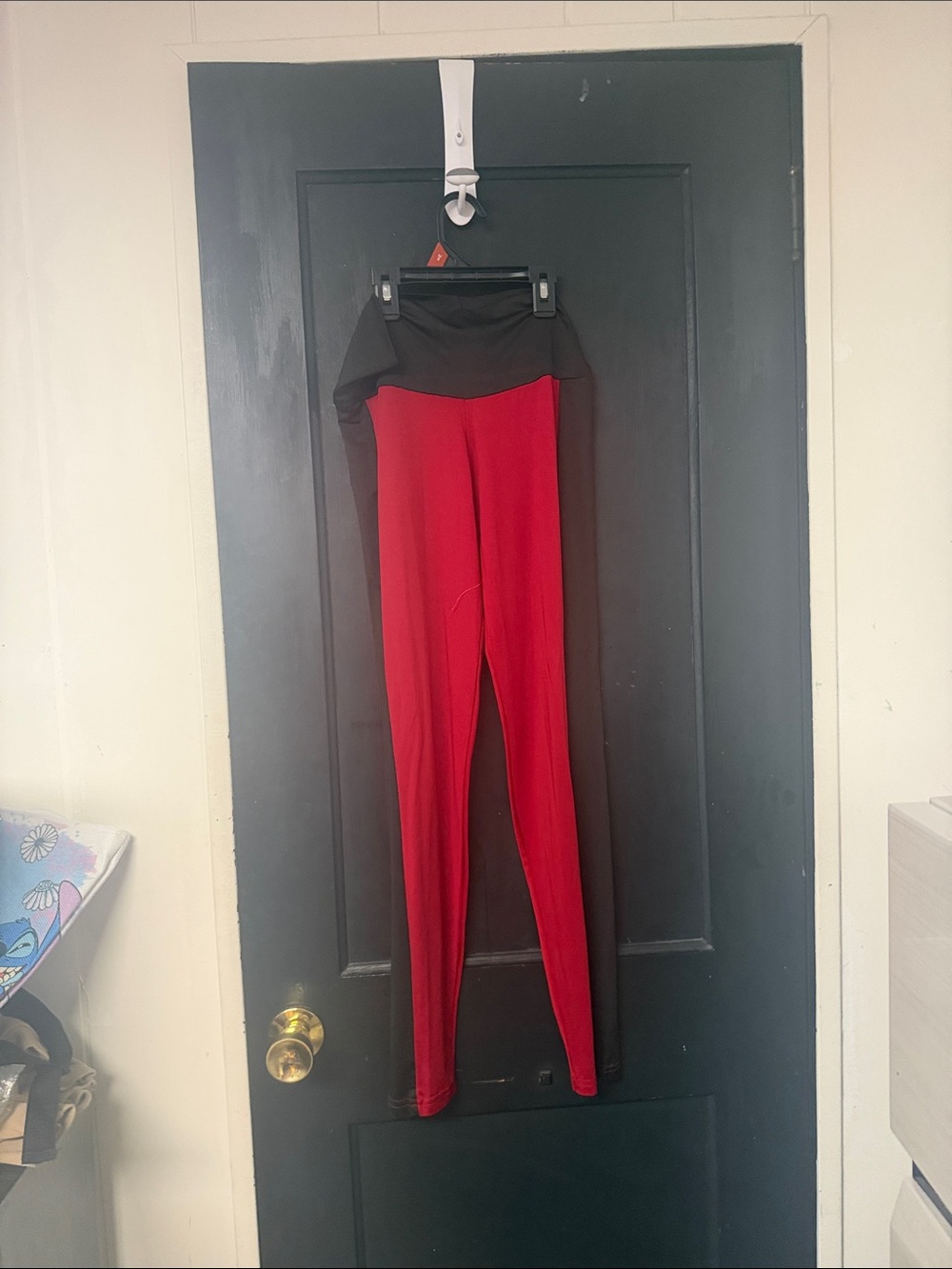 High-Waist Red & Black Colorblock Leggings